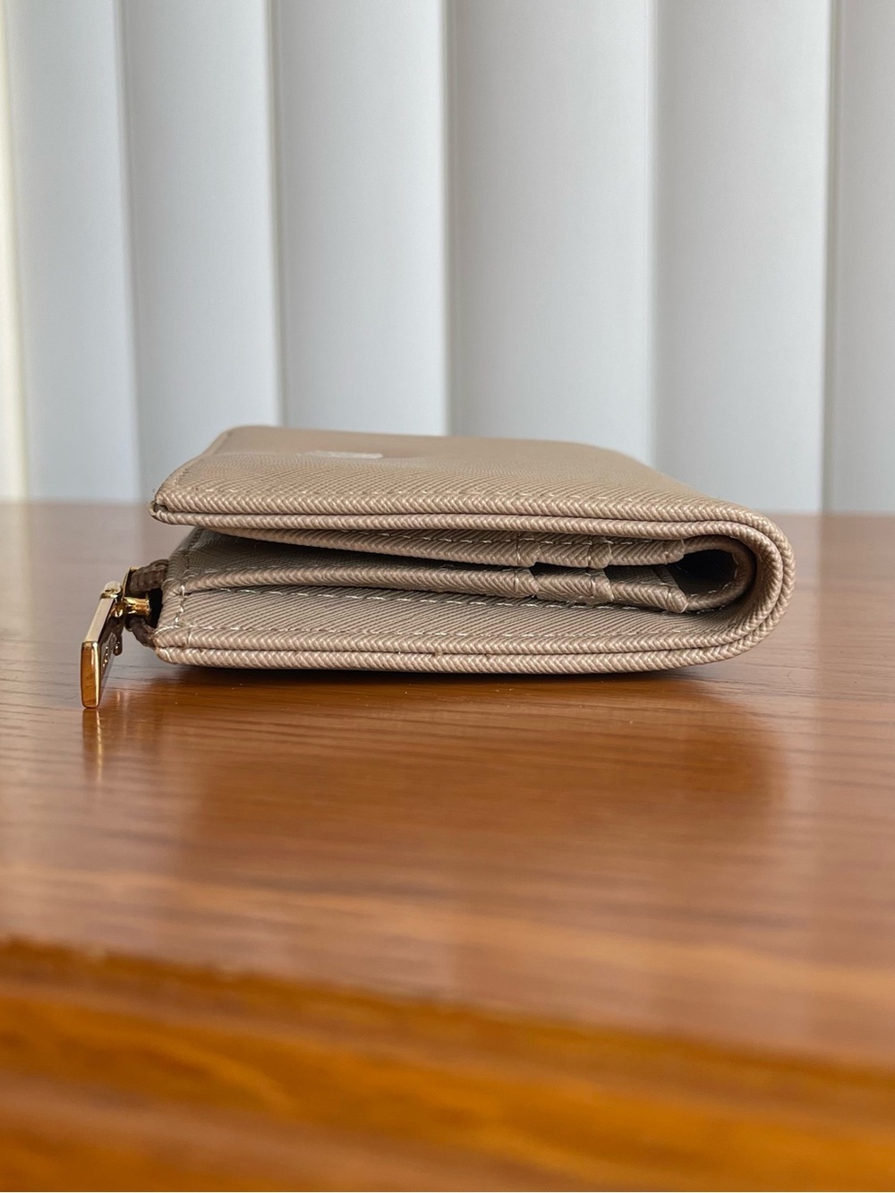 Anne Klein Small Wallet Light Taupe - Picture 4 of 16